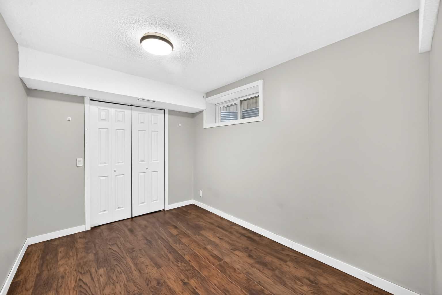 16 Skyview Springs Road NE