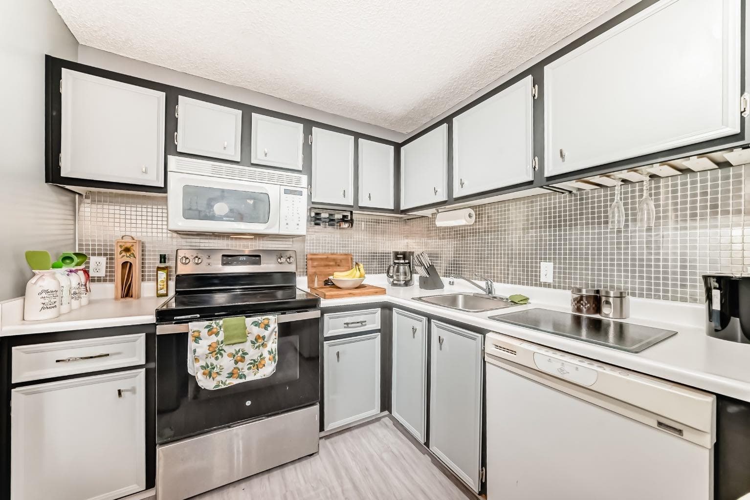 51 Cedar Springs Gardens SW