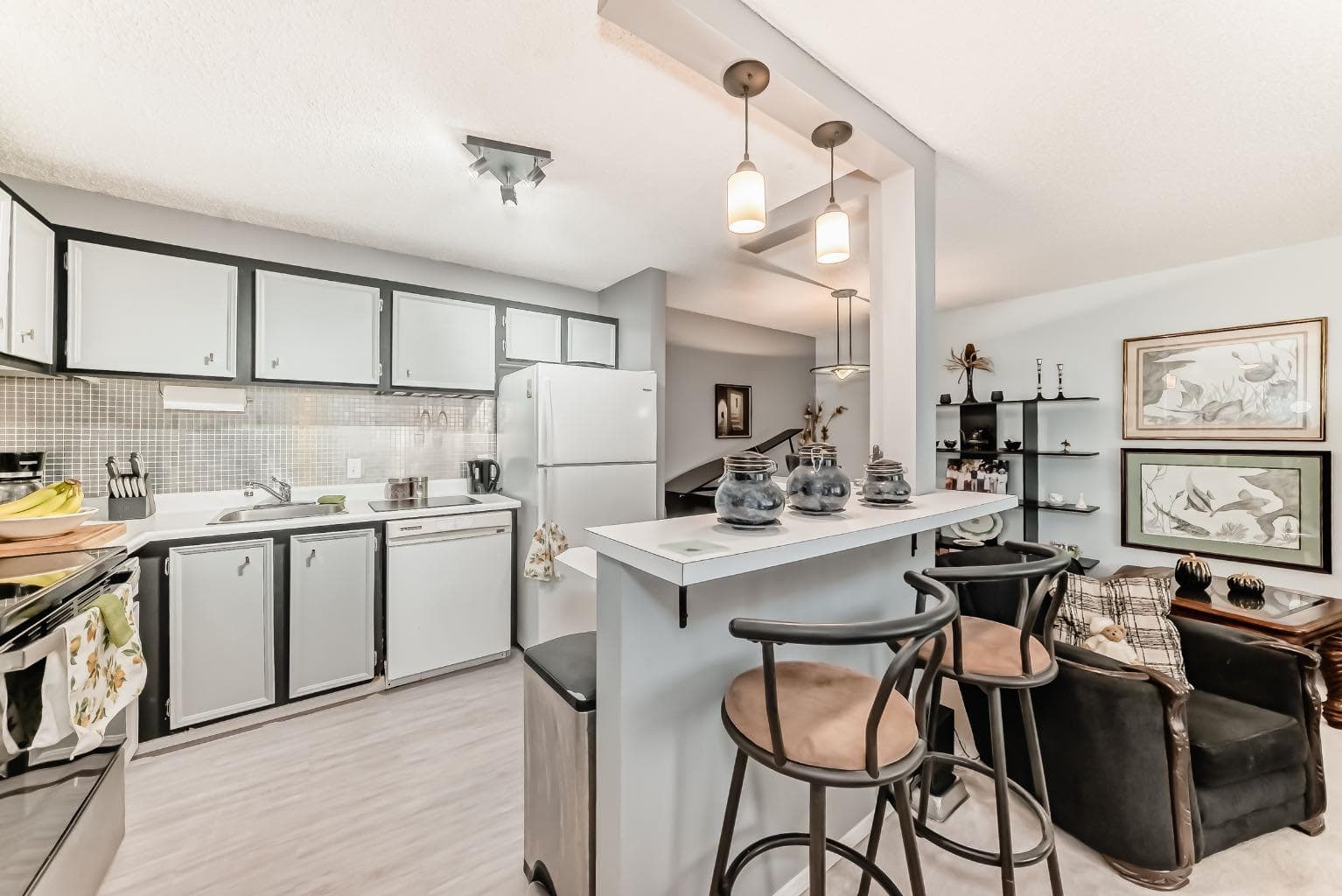 51 Cedar Springs Gardens SW
