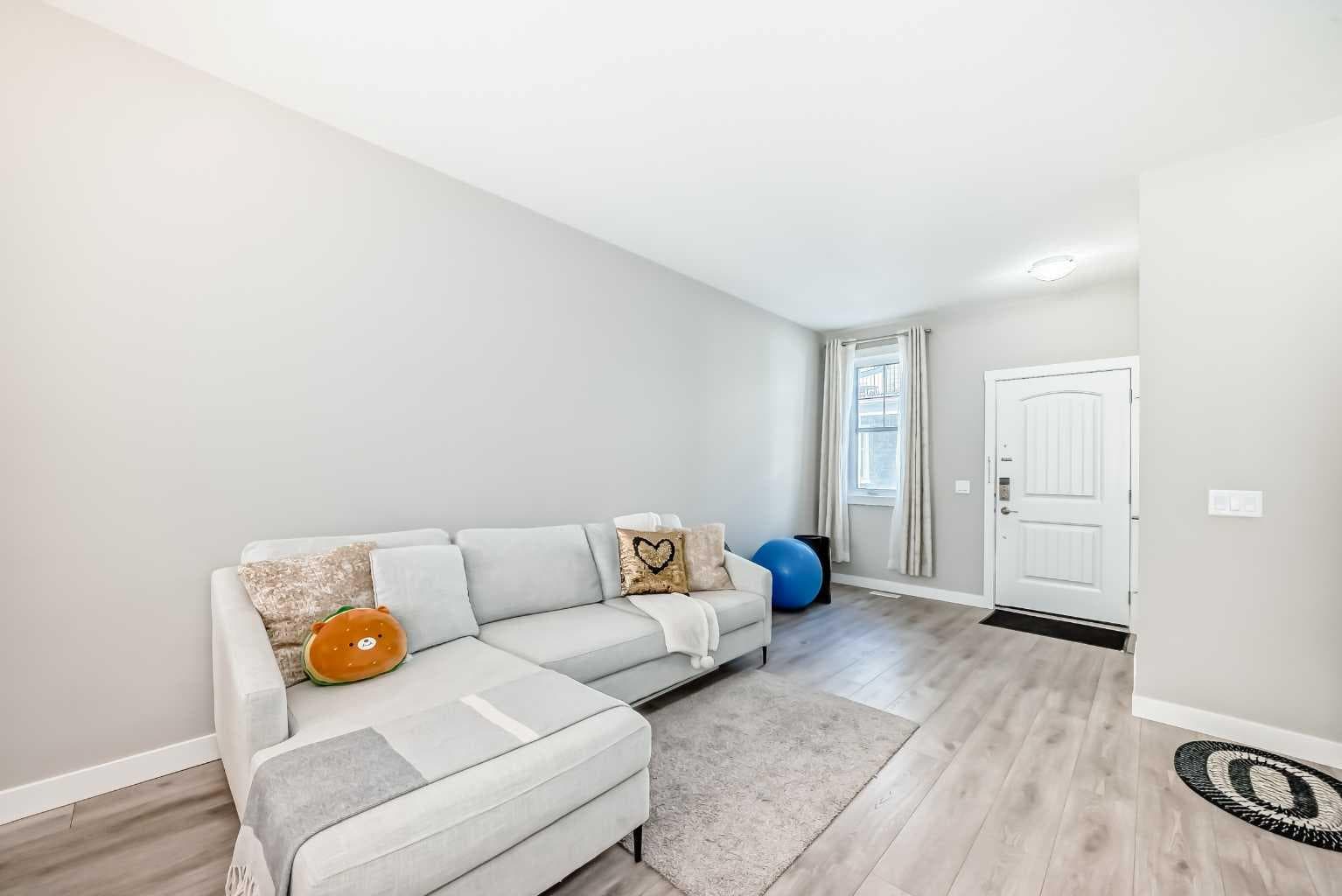 410 Cranbrook Walk SE