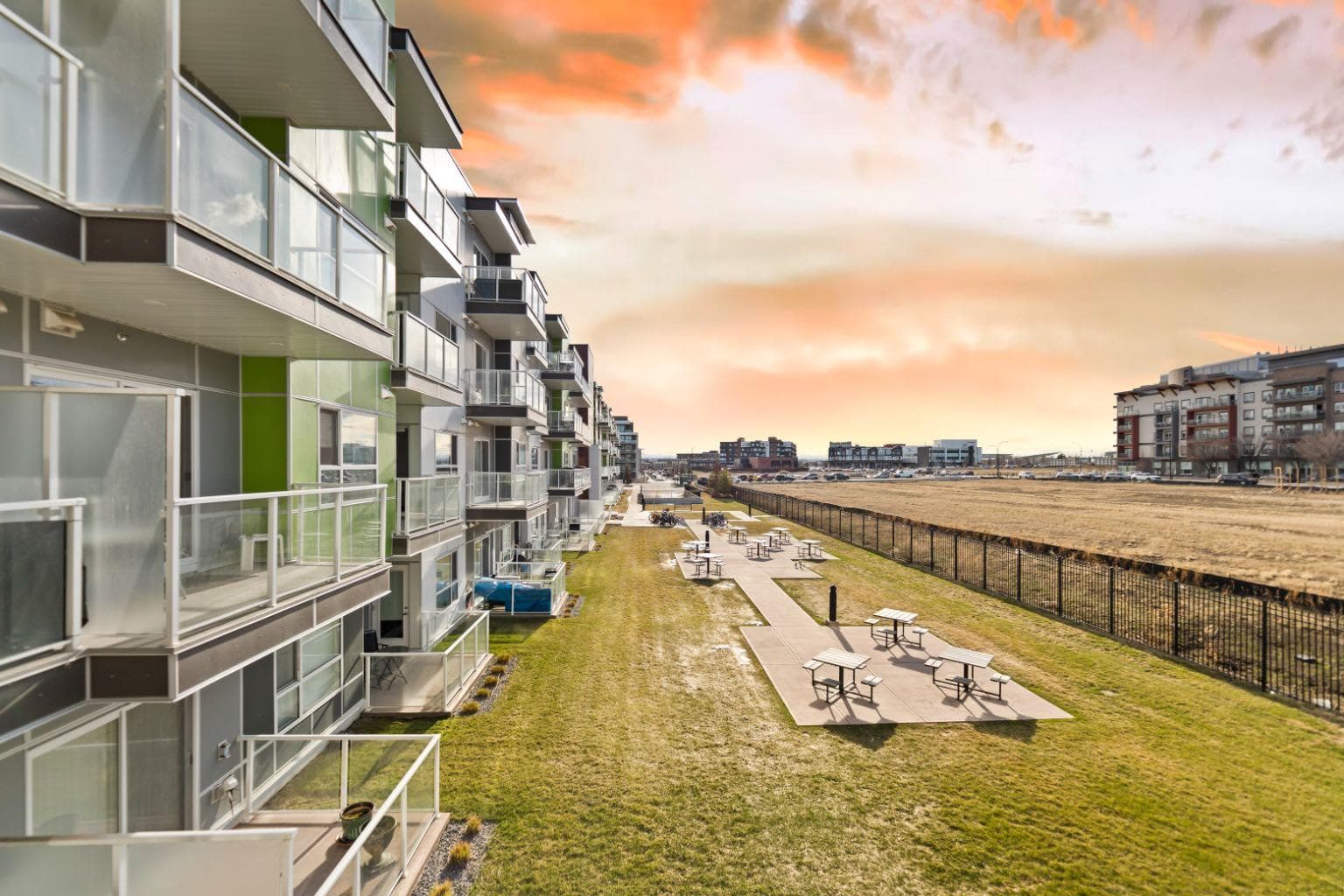 225, 20 SETON Park SE