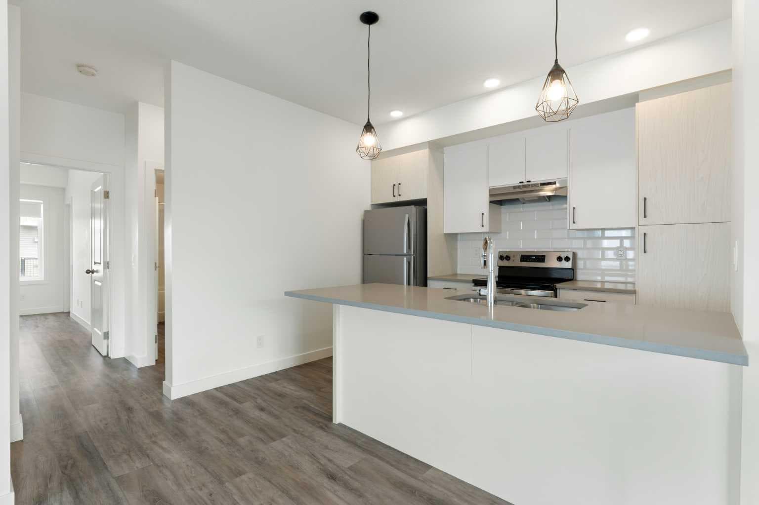 401, 24 Rivercrest Drive 