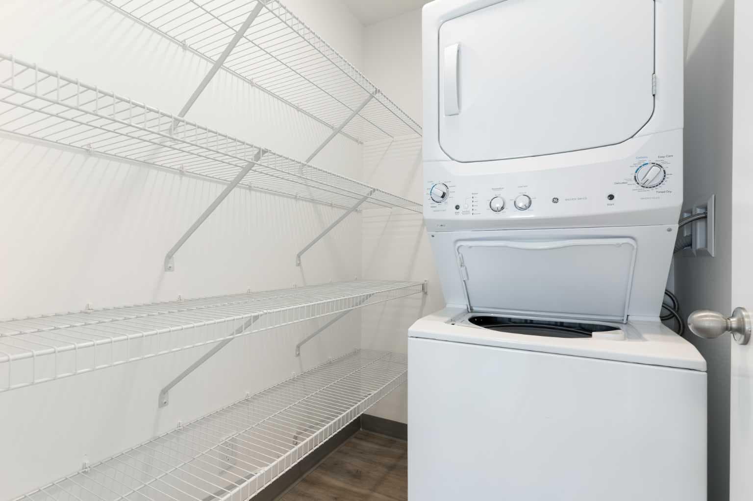 401, 24 Rivercrest Drive 