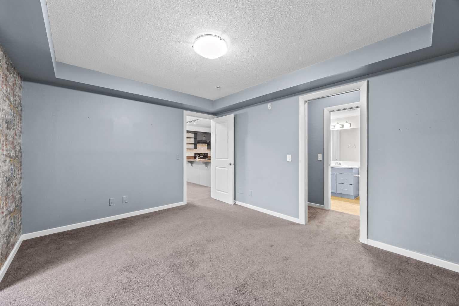 1213, 310 McKenzie Towne Gate SE