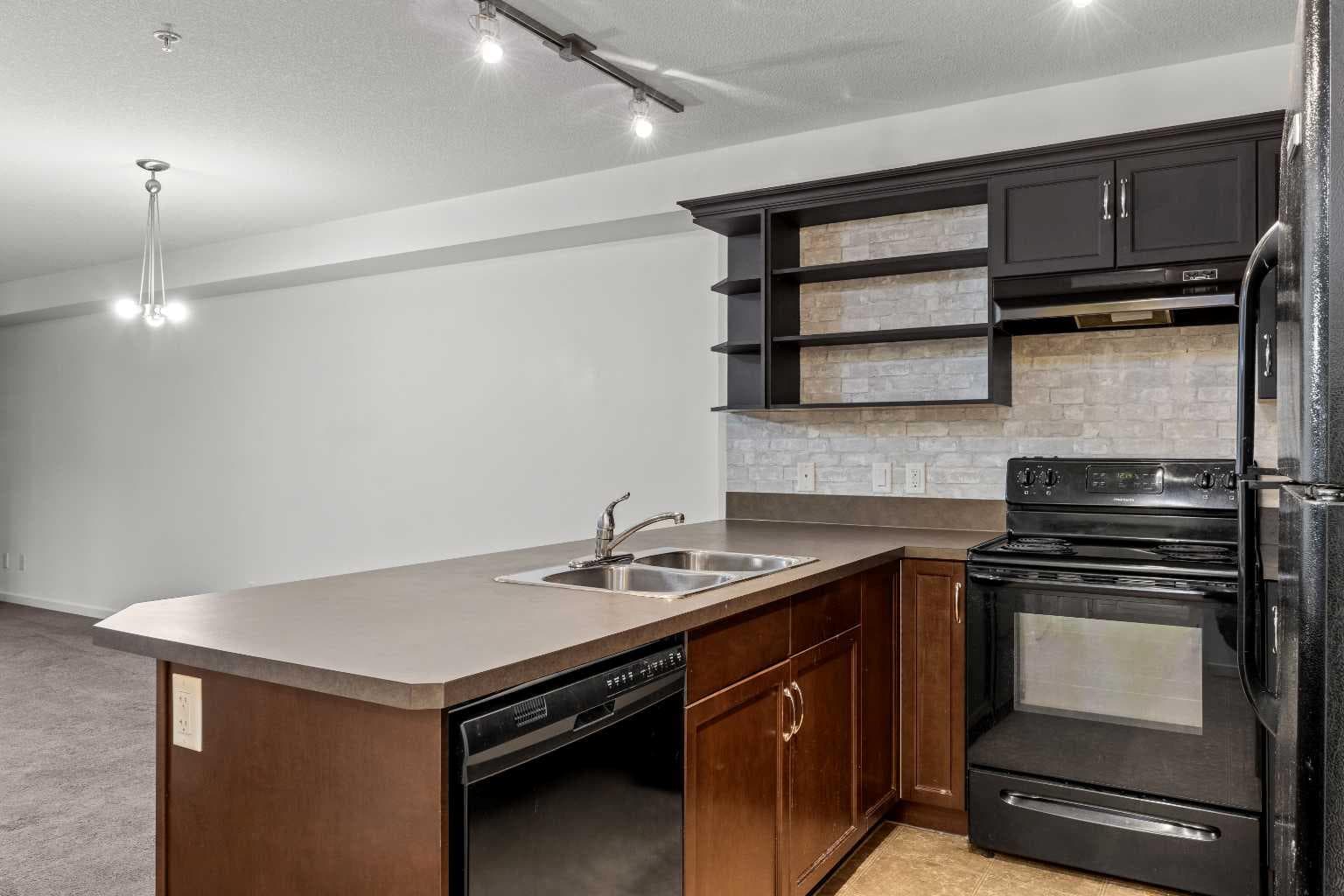 1213, 310 McKenzie Towne Gate SE
