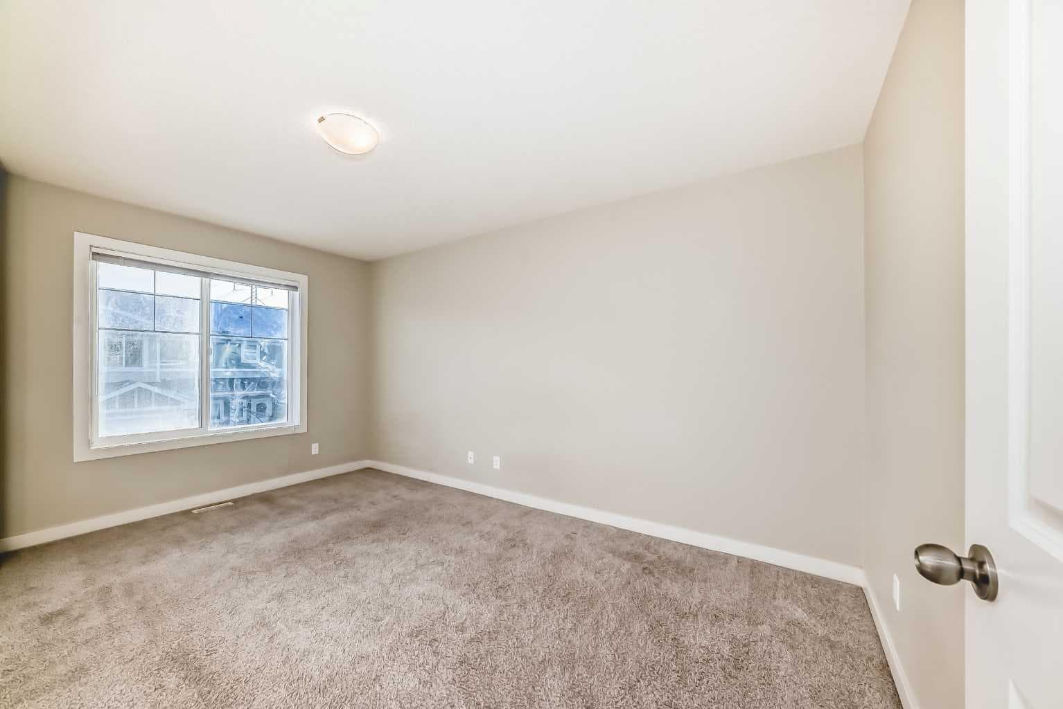 115, 300 Marina Drive 