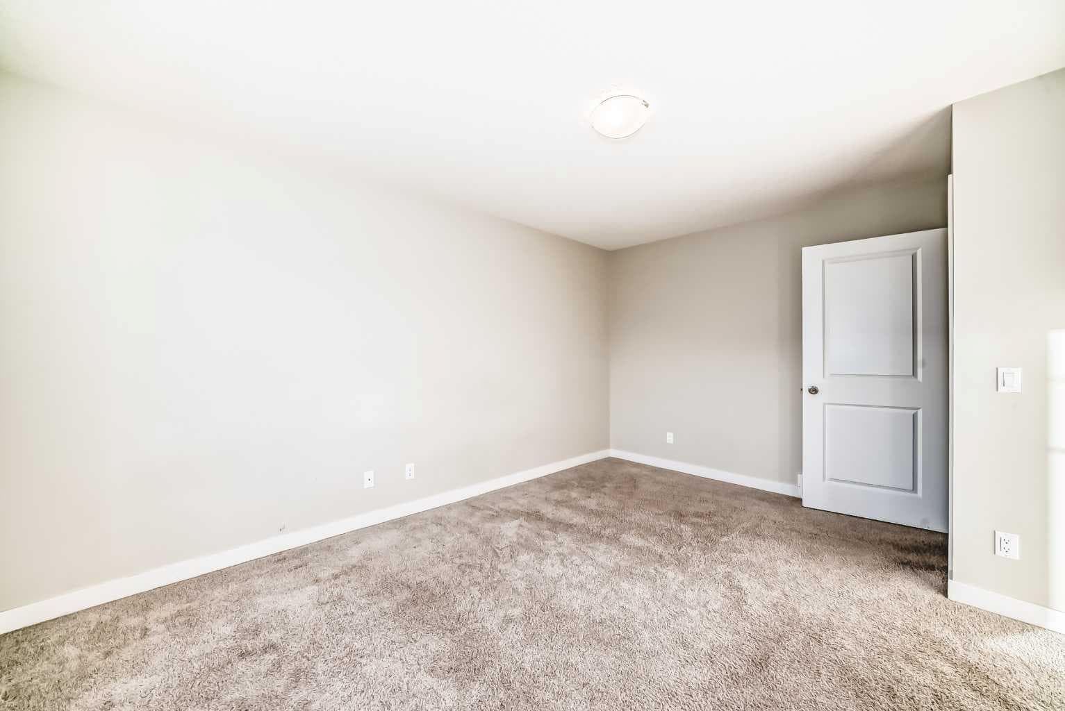 115, 300 Marina Drive 