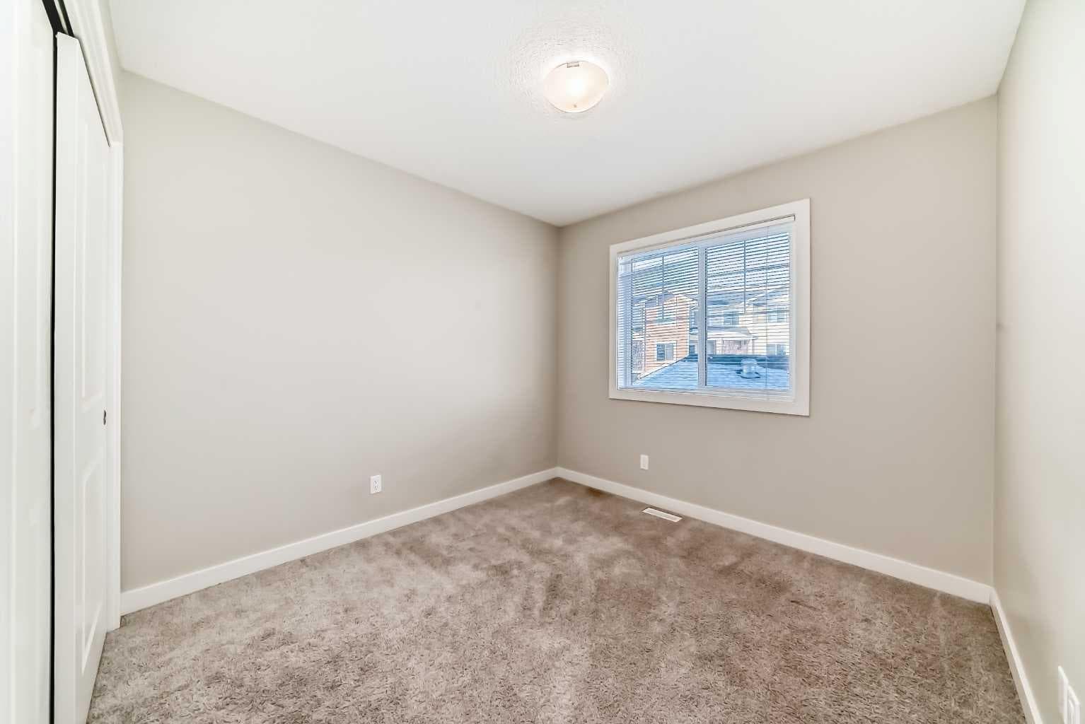 115, 300 Marina Drive 