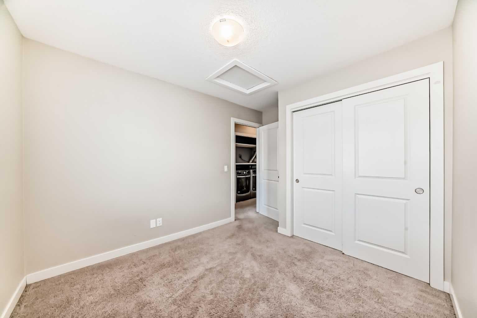 115, 300 Marina Drive 