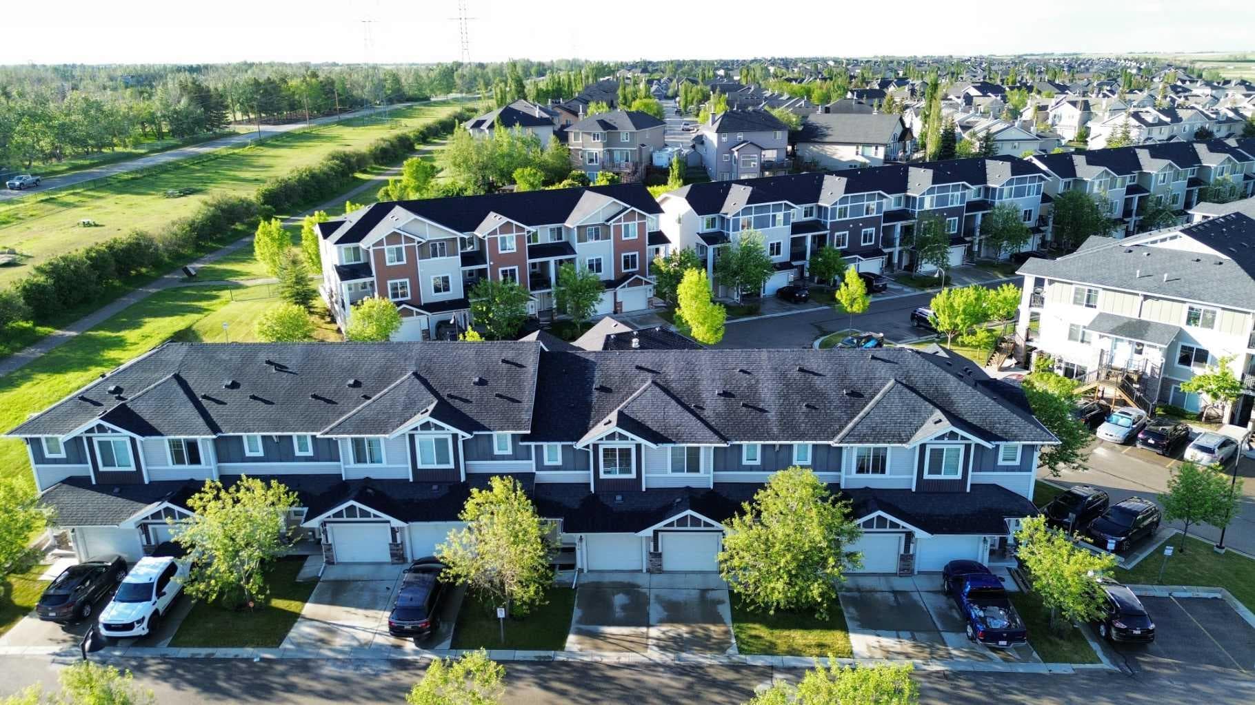115, 300 Marina Drive 