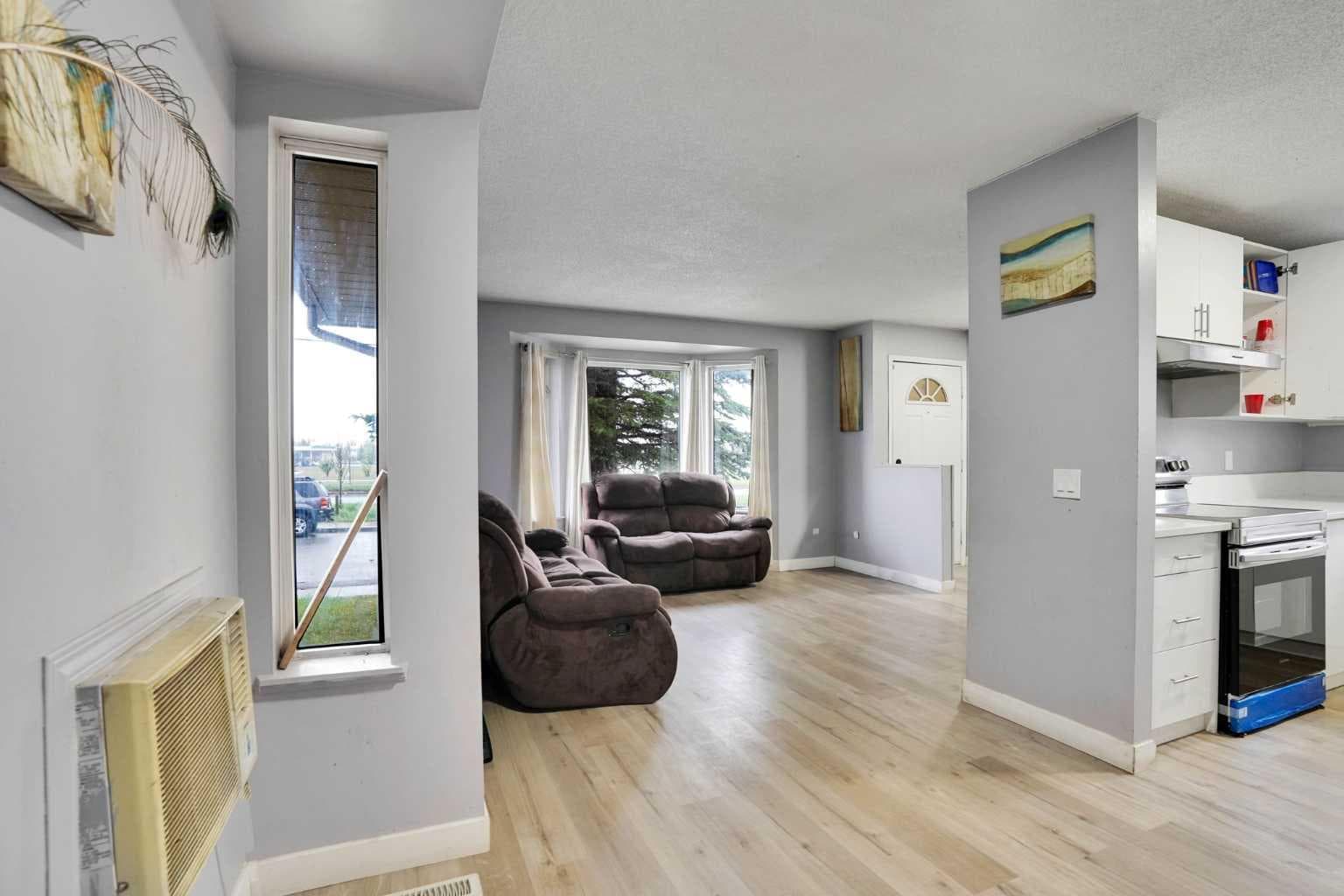 133 MARTINGLEN Way NE