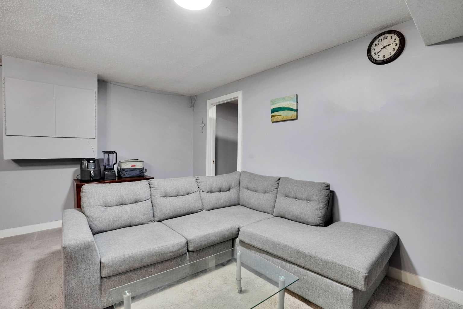 133 MARTINGLEN Way NE