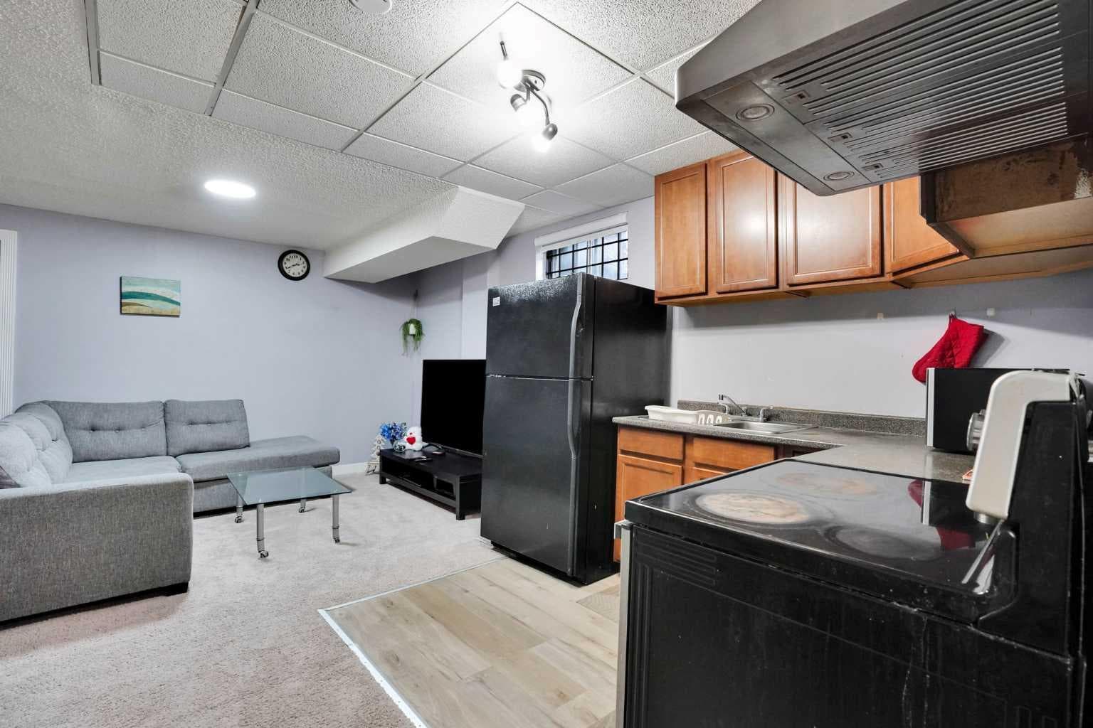 133 MARTINGLEN Way NE