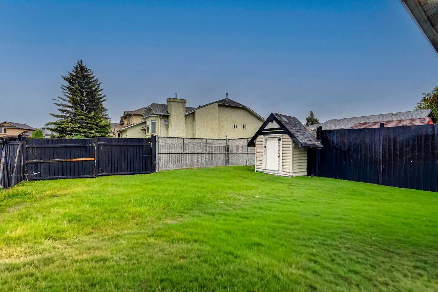 133 MARTINGLEN Way NE