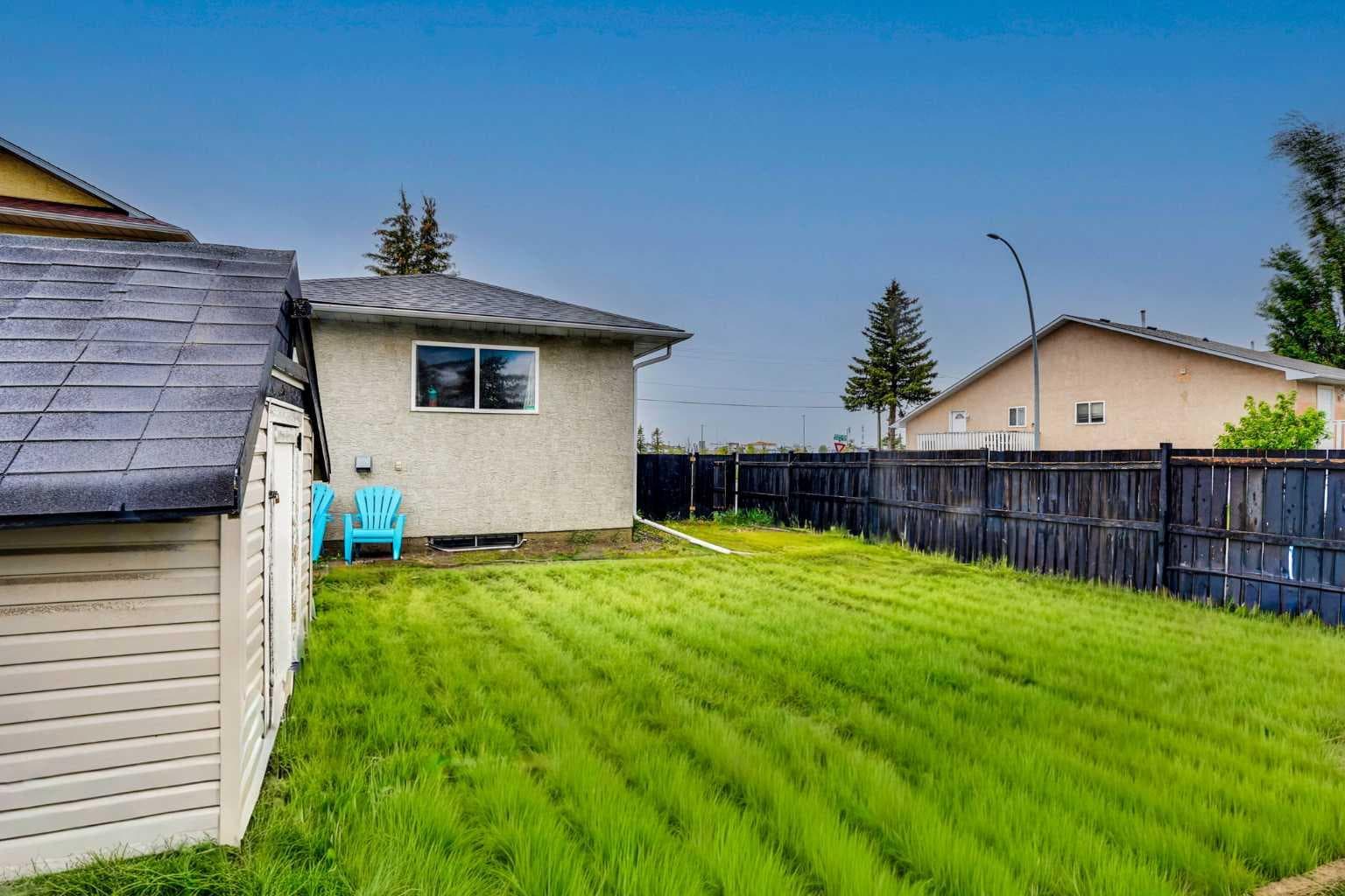 133 MARTINGLEN Way NE