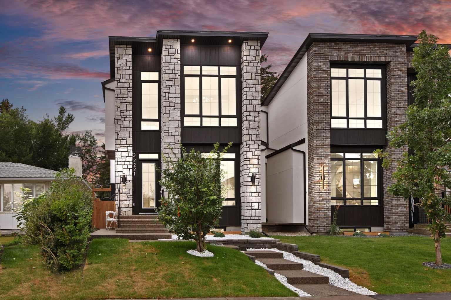 2221 Halifax Crescent NW