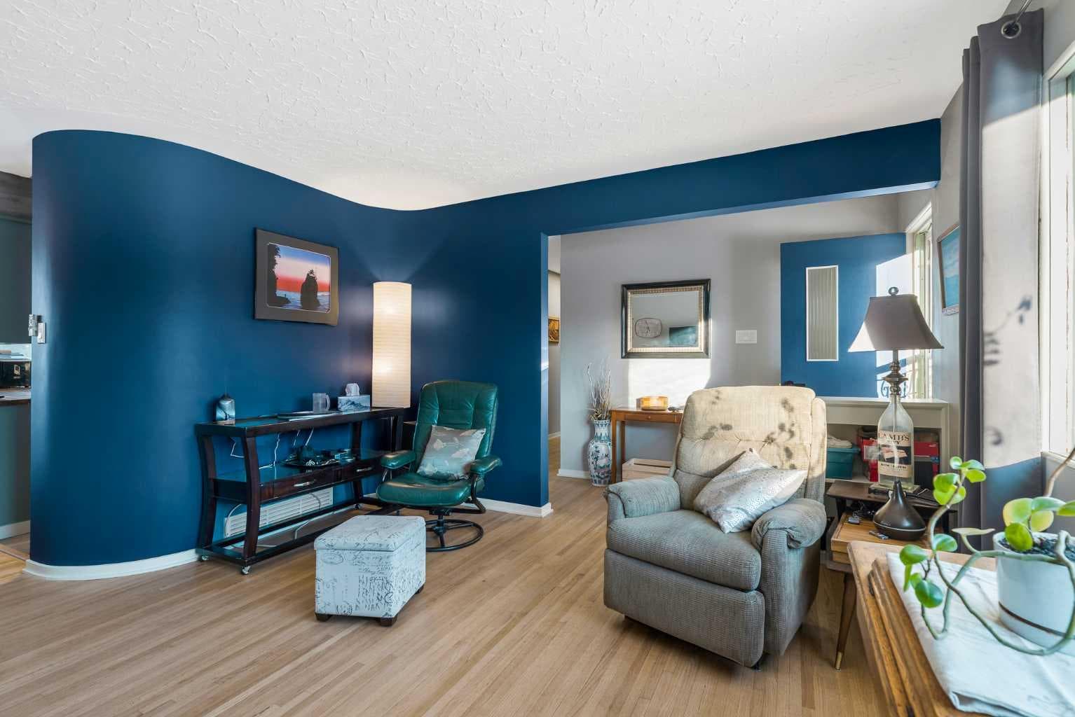 126 Springwood Drive SW