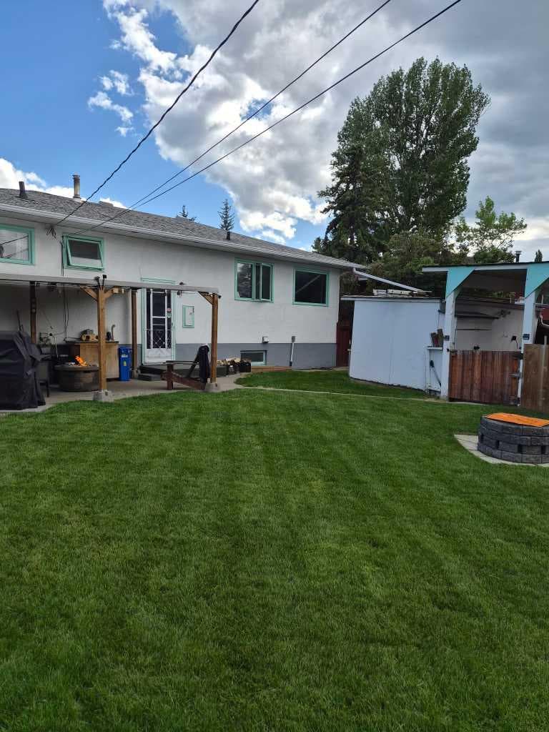 126 Springwood Drive SW