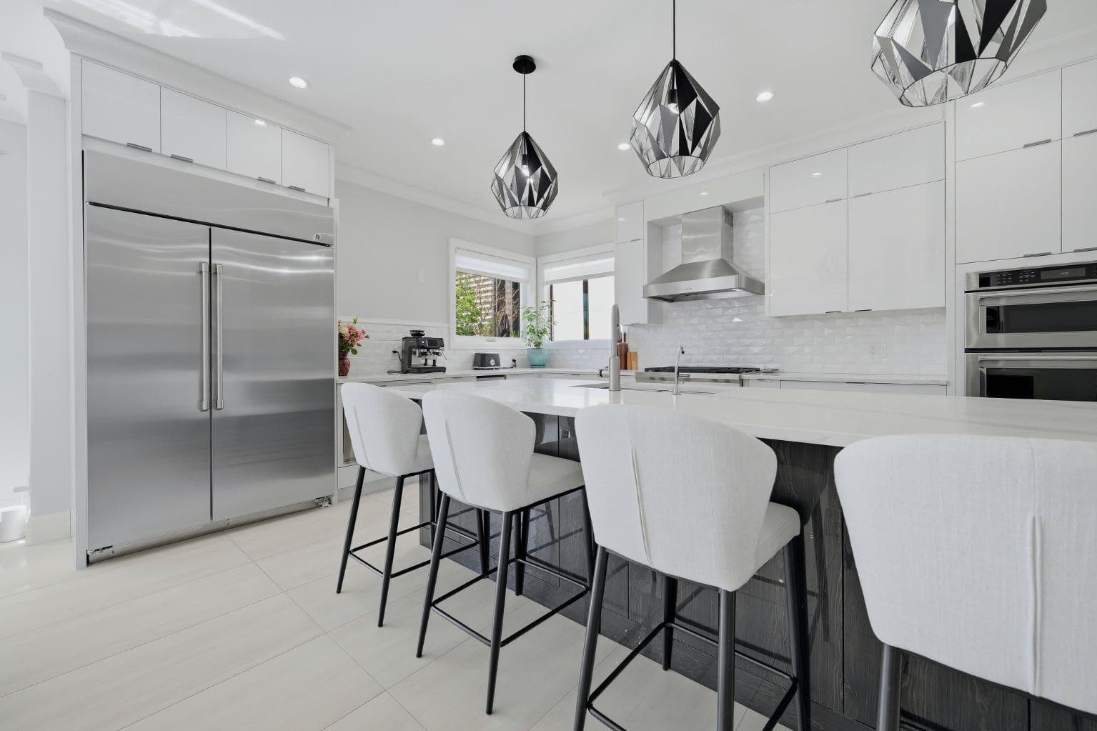 102 Malibou Road 