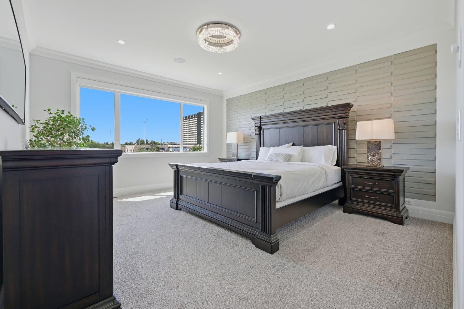 102 Malibou Road 