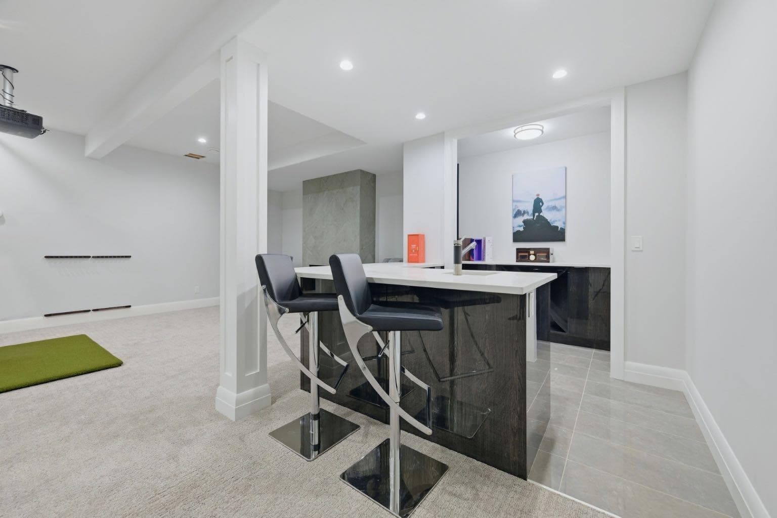 102 Malibou Road 
