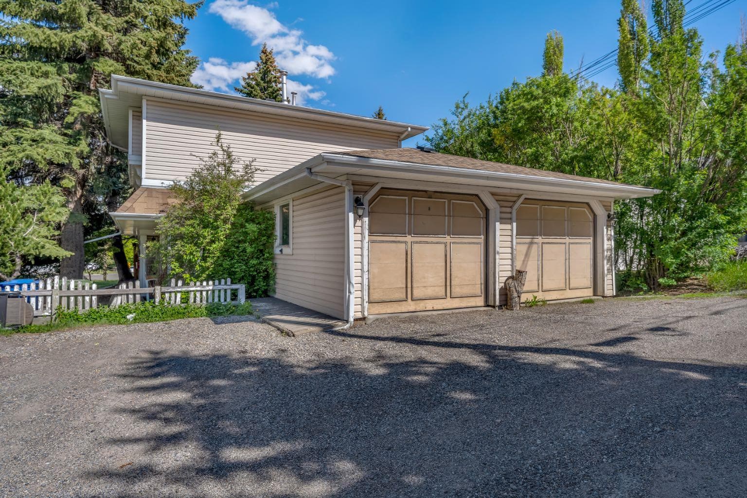 107 Mission Road SW