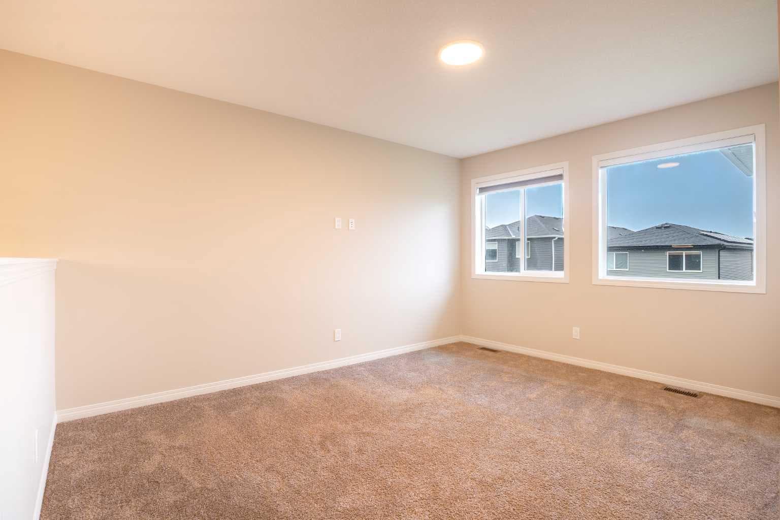 56 Corner Glen Green NE