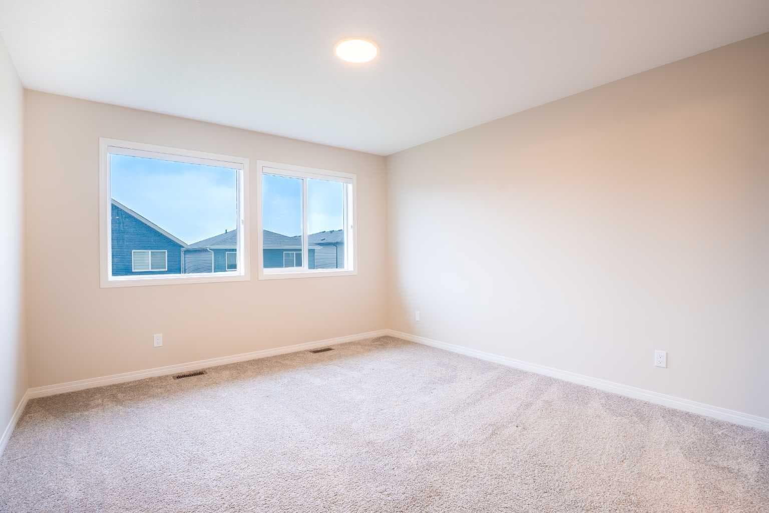 56 Corner Glen Green NE