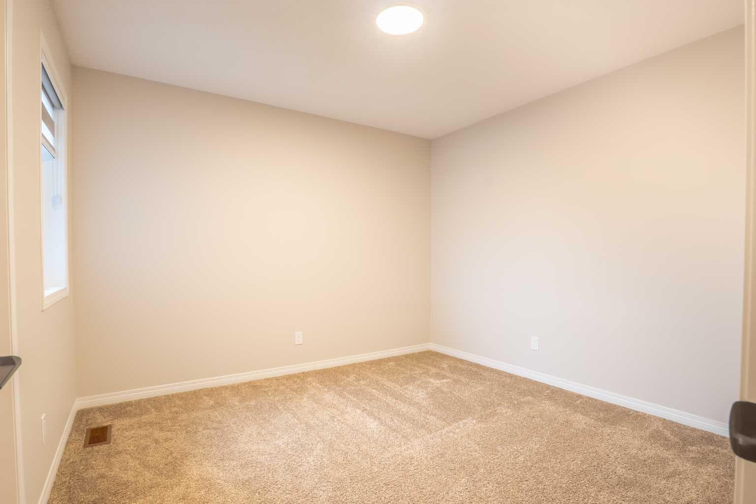 56 Corner Glen Green NE