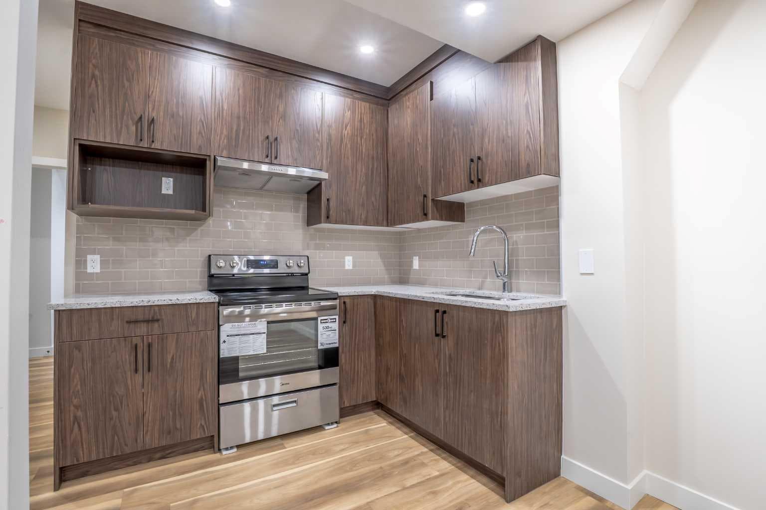 56 Corner Glen Green NE