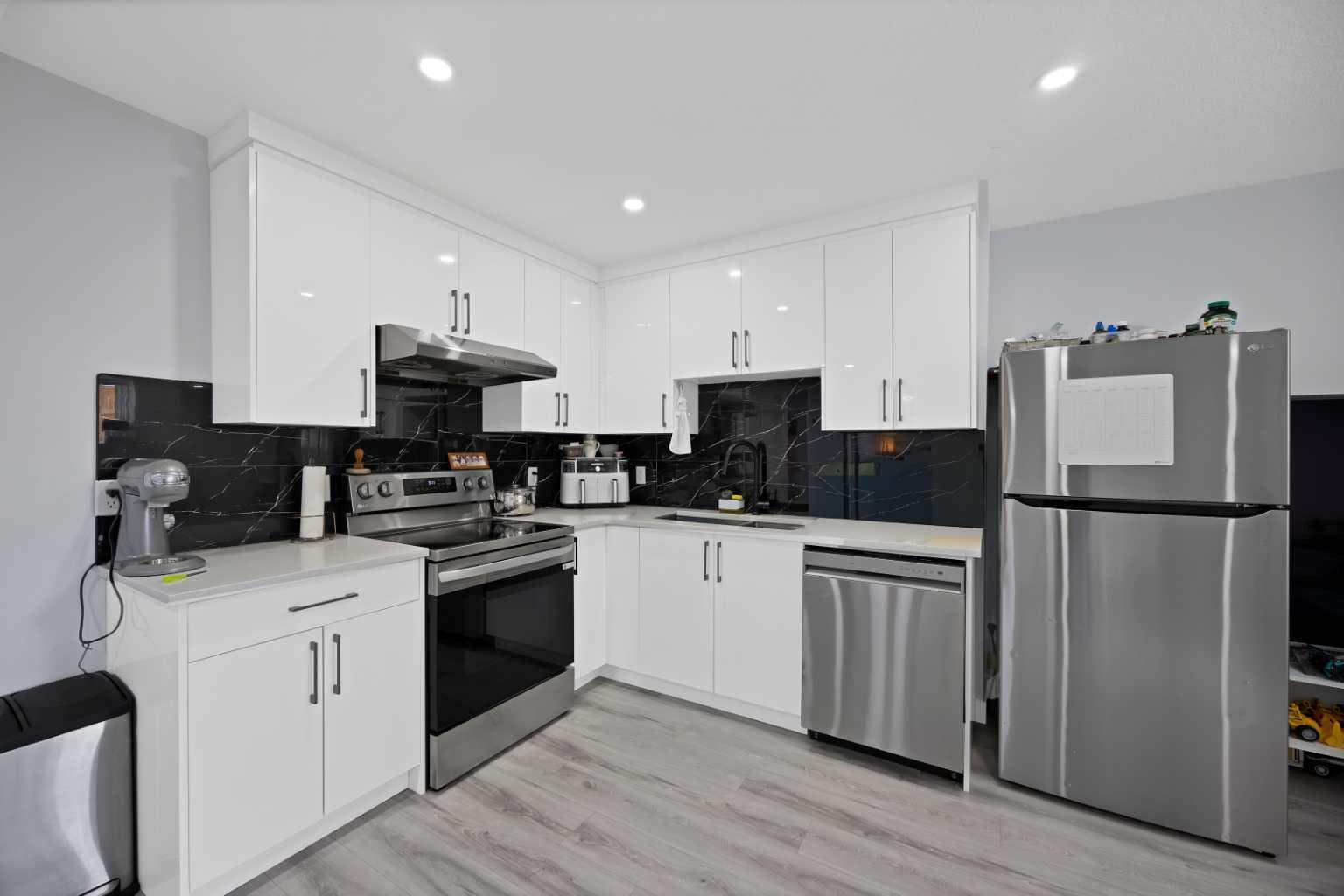 211 Dawson Harbour Court 