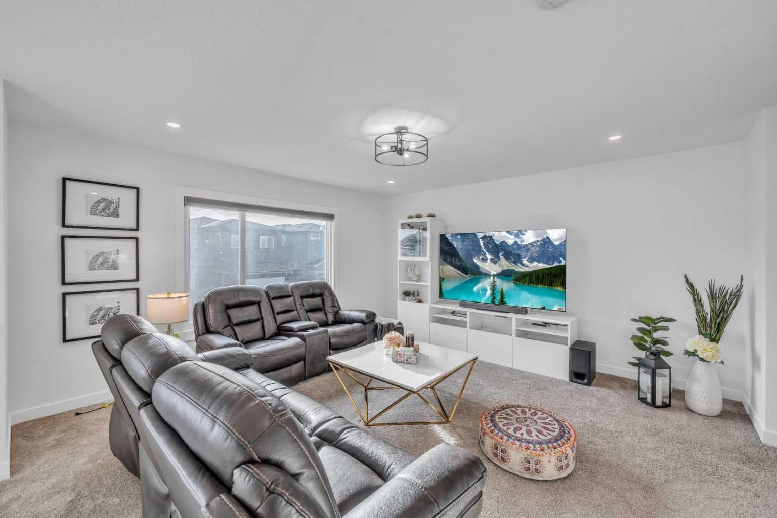 97 Baysprings Gardens SW