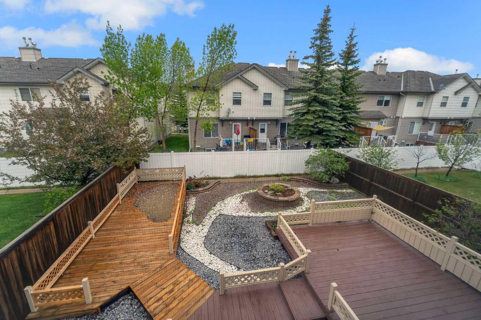 263 Royal Birch Way NW