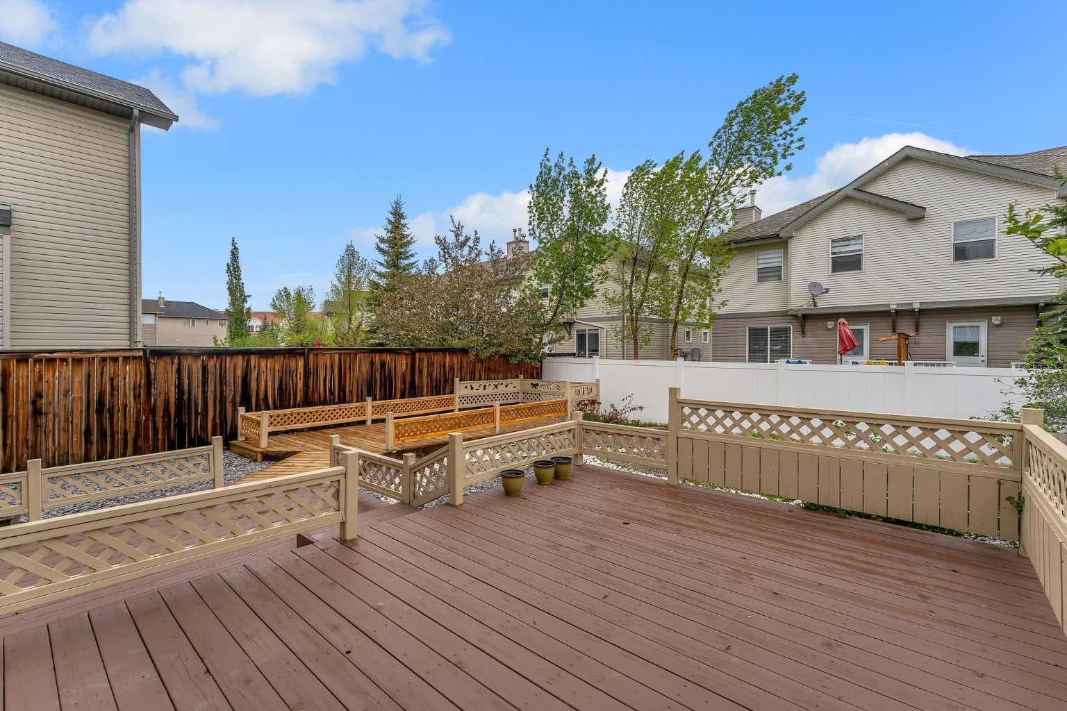 263 Royal Birch Way NW