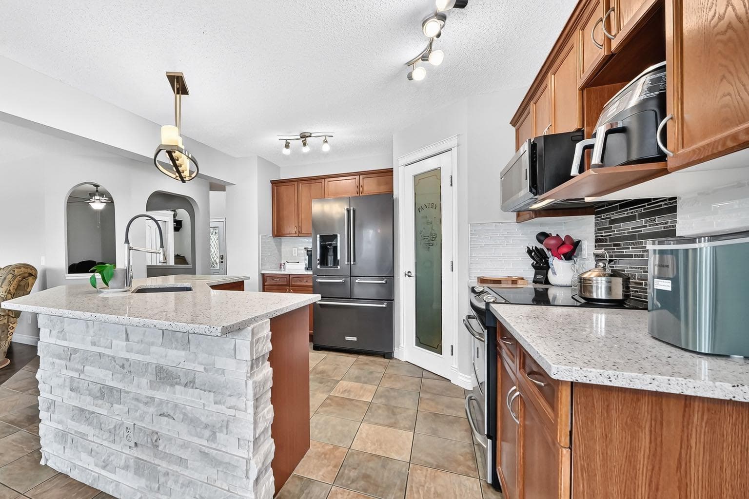 327 Sagewood Place SW