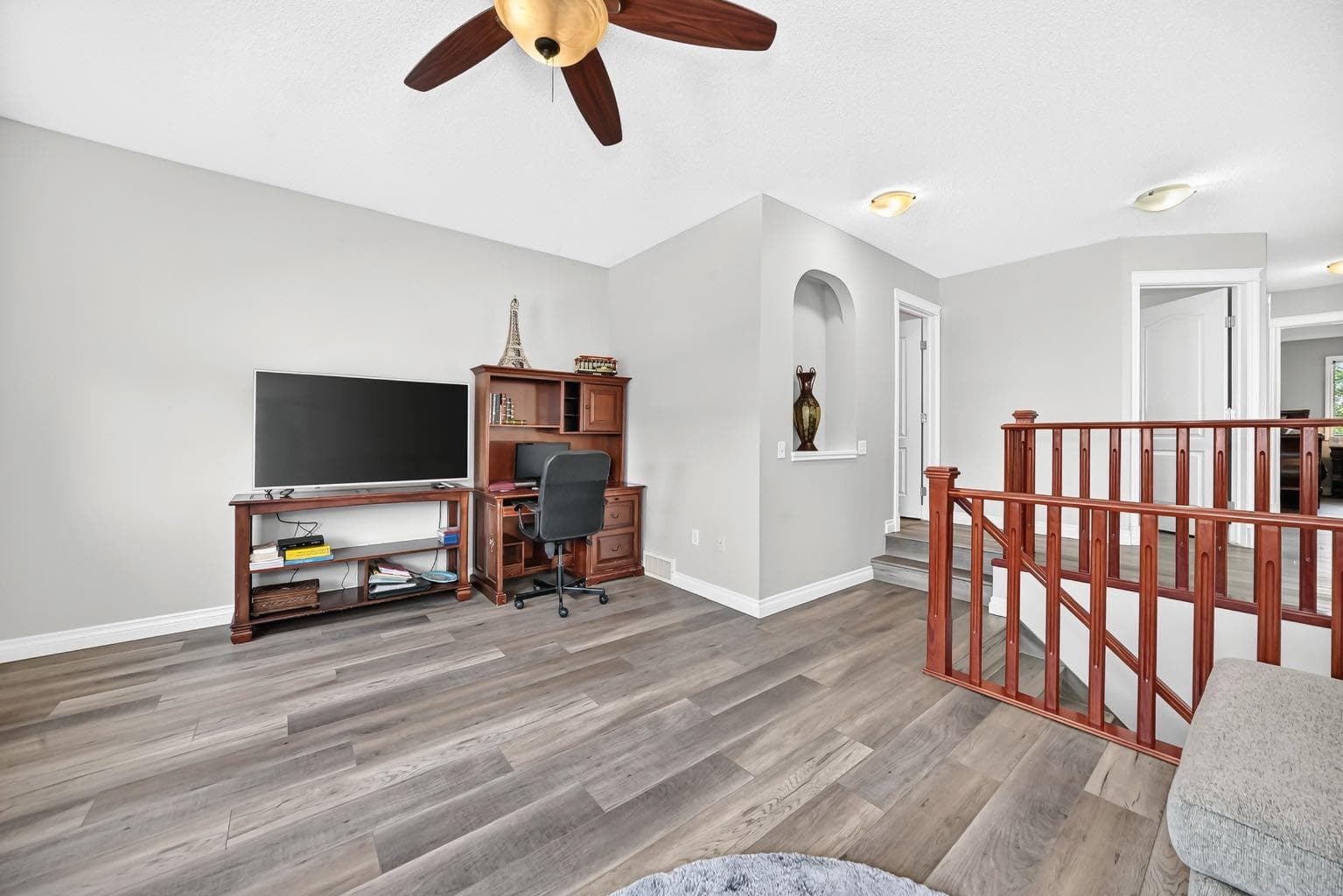 327 Sagewood Place SW