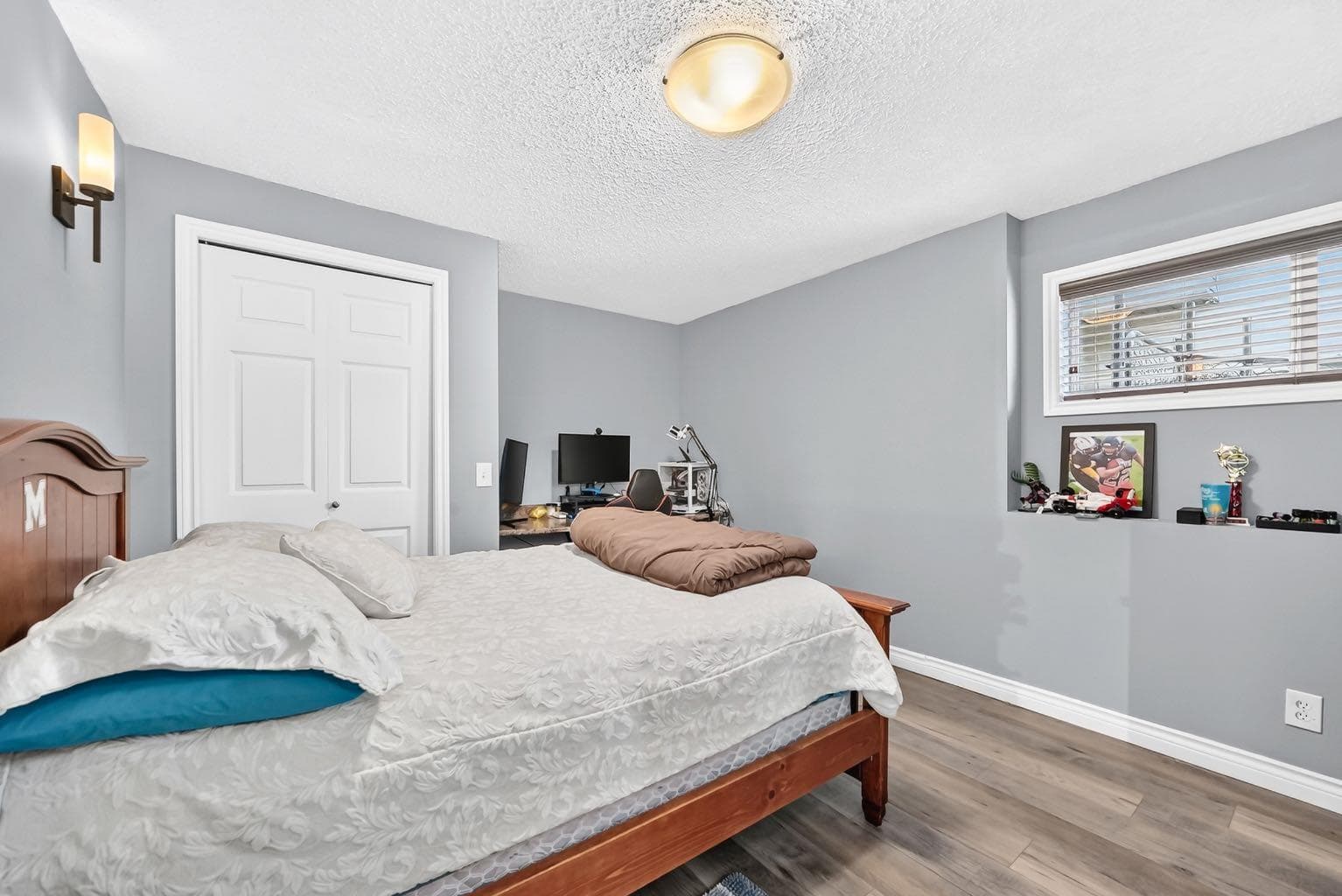 327 Sagewood Place SW