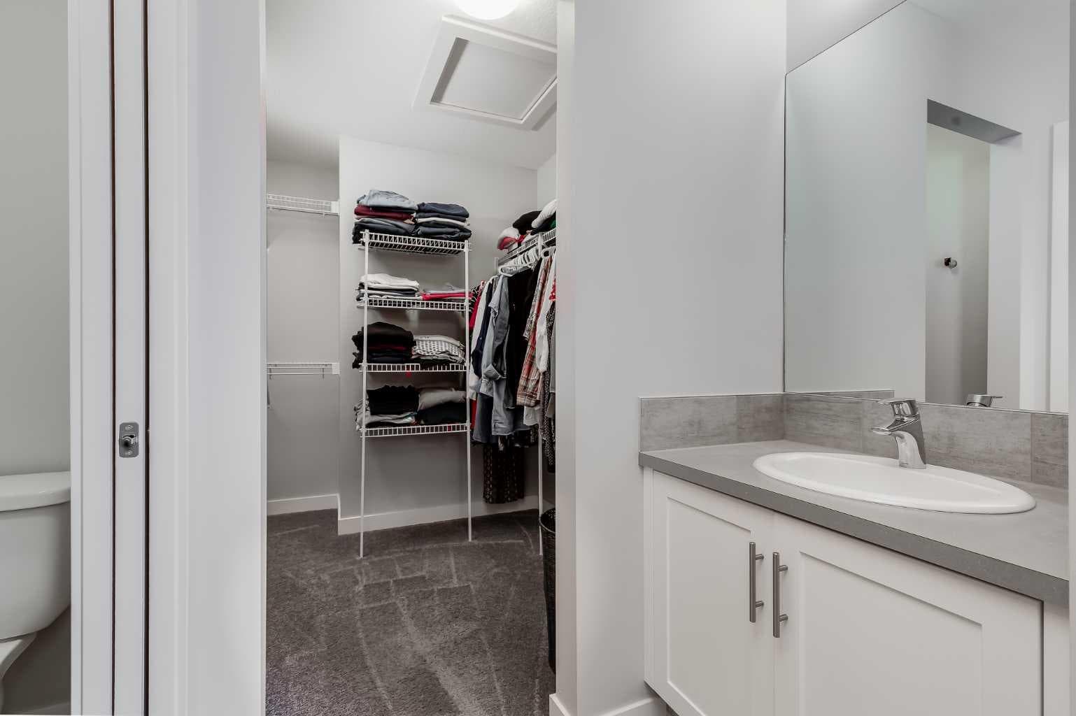 565 Midtown Street SW