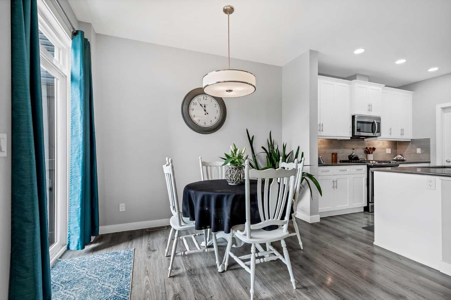 565 Midtown Street SW