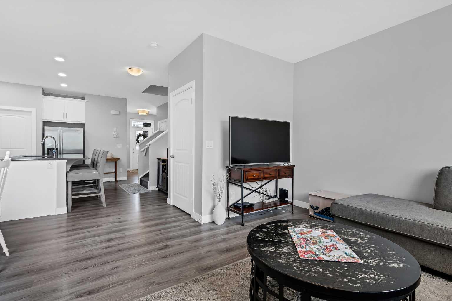 565 Midtown Street SW