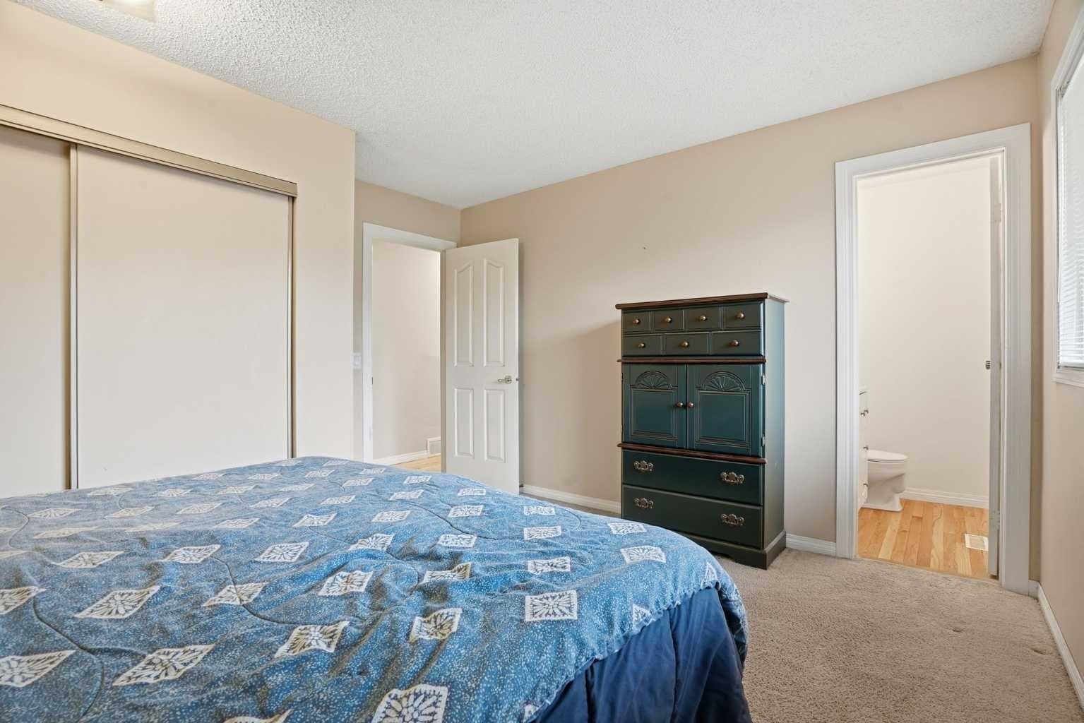 101 Aspen Crescent 