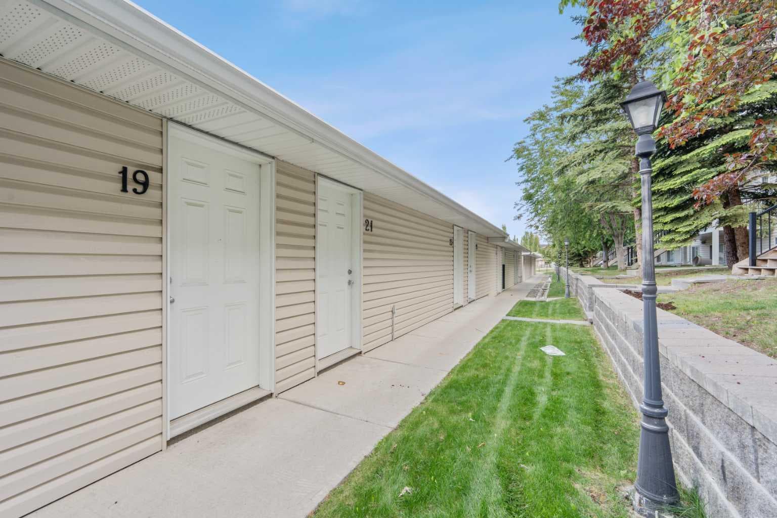 21, 29 Springborough Boulevard SW