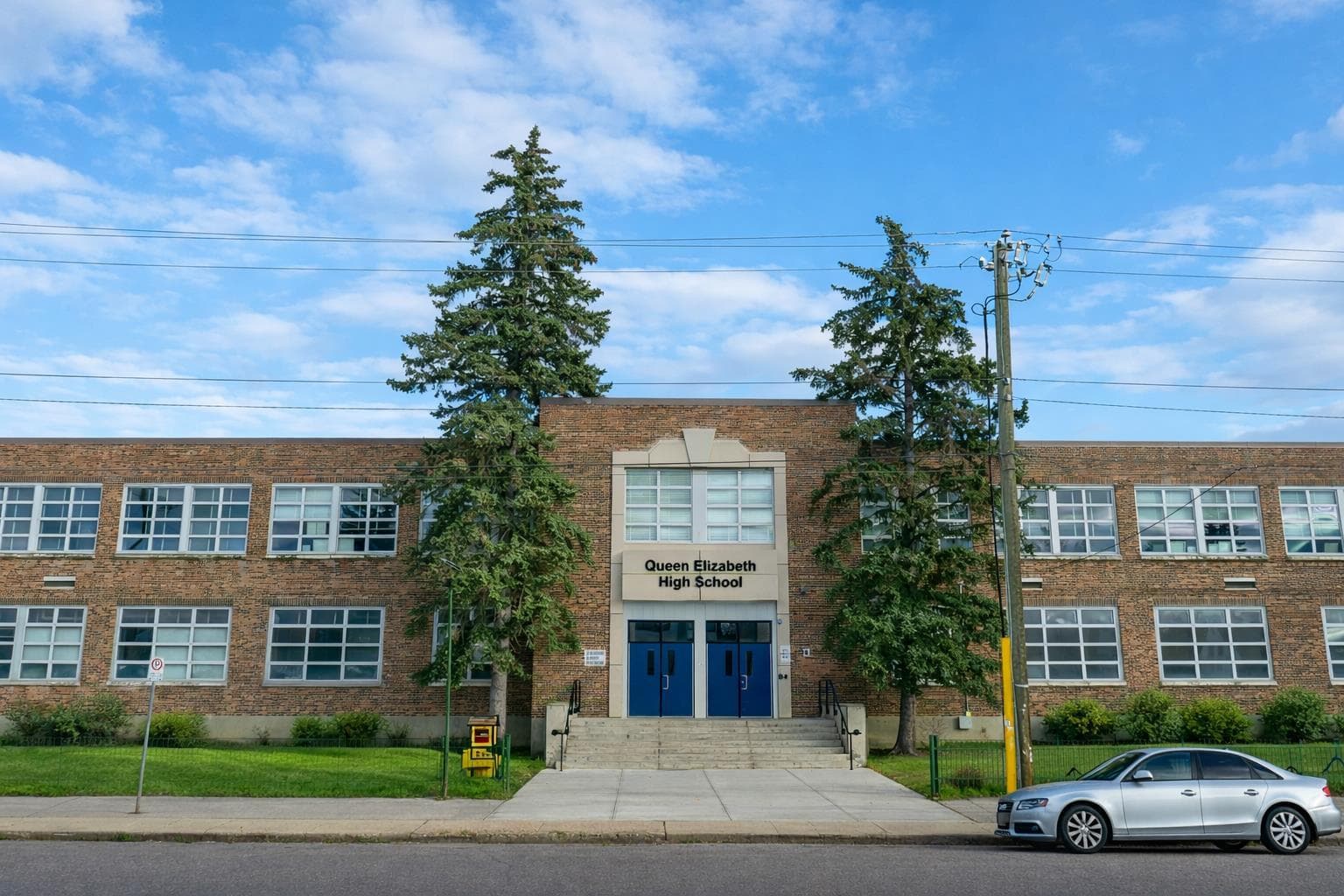 2121 Bowness Road NW