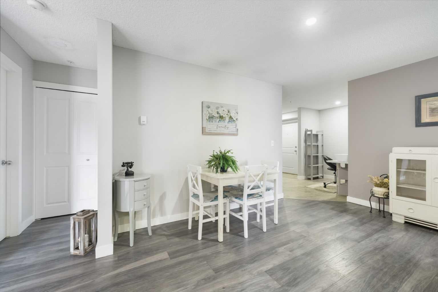 1219, 625 Glenbow Drive 