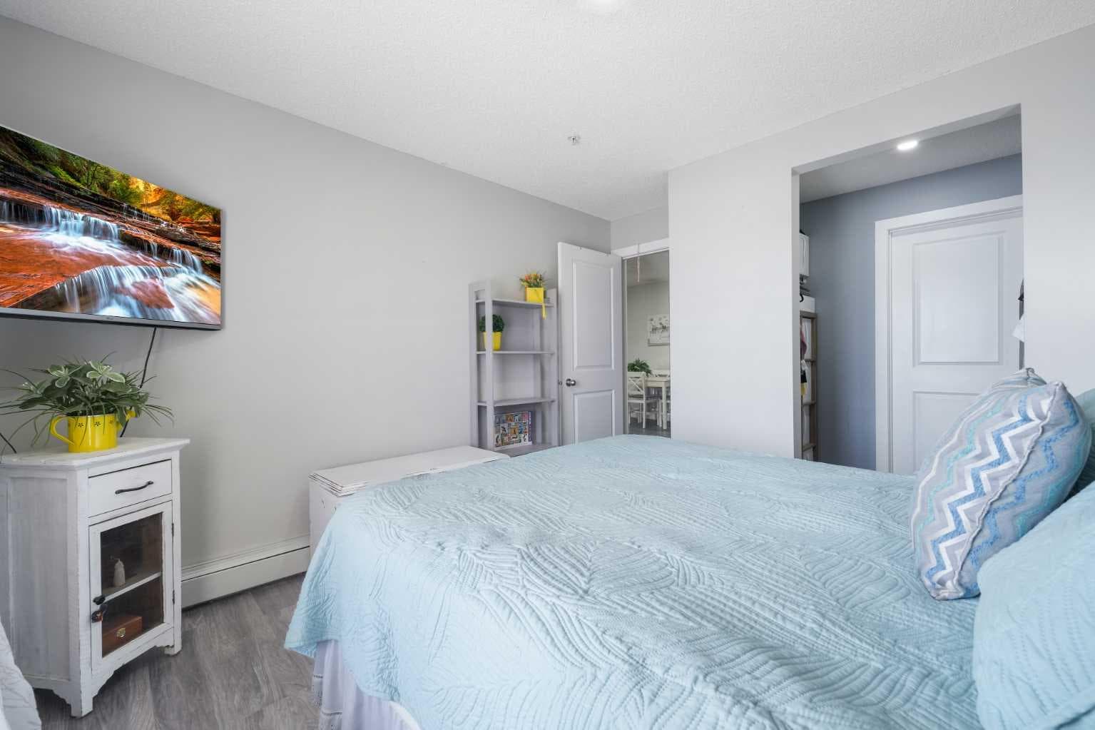 1219, 625 Glenbow Drive 