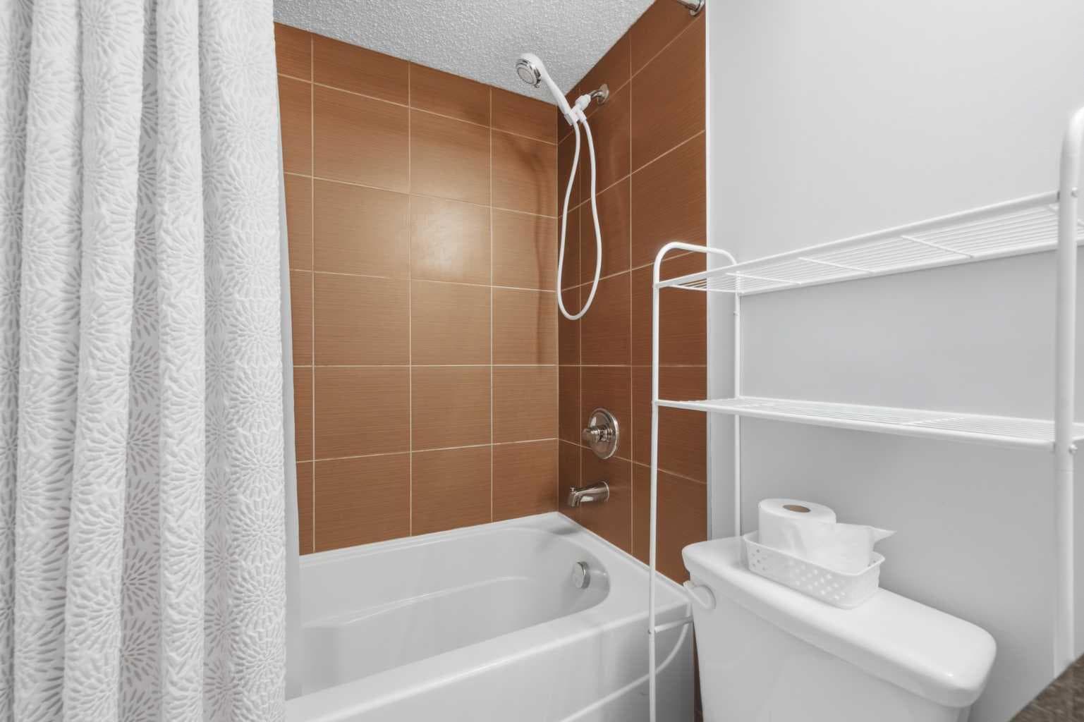1219, 625 Glenbow Drive 