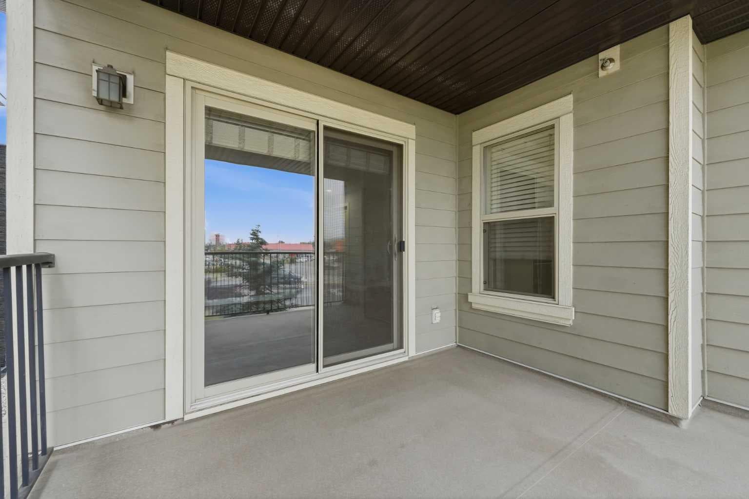 1219, 625 Glenbow Drive 