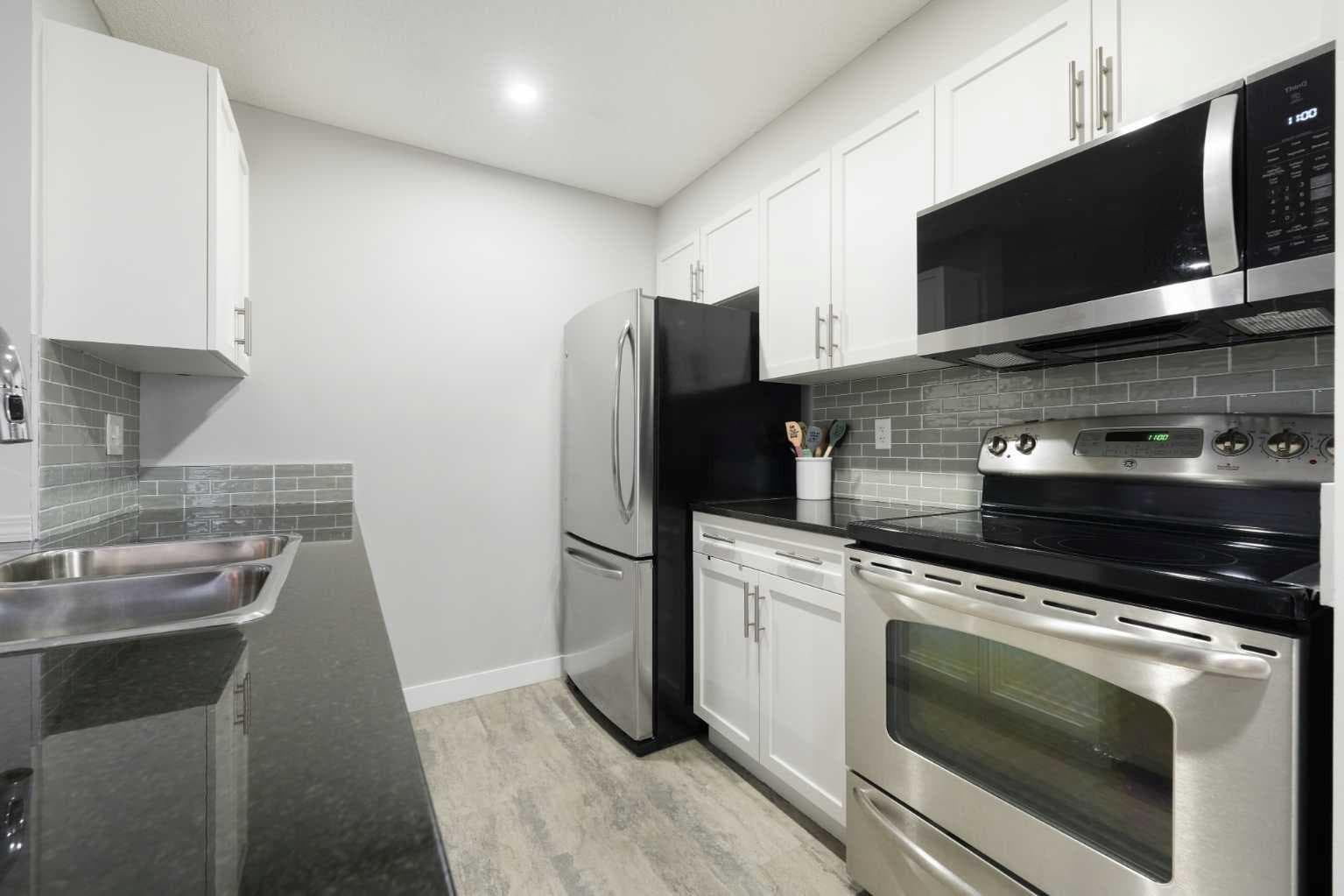 1219, 625 Glenbow Drive 