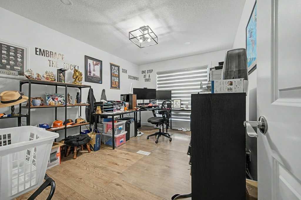 140 Sovereign Common SW