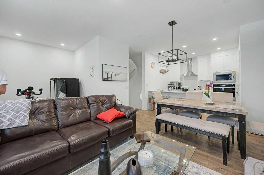 140 Sovereign Common SW